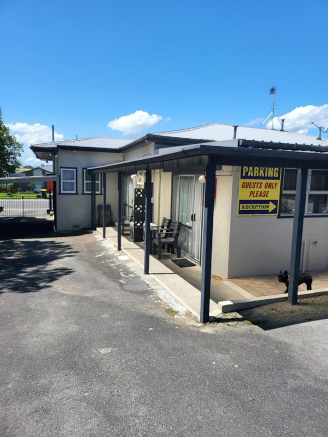 Totara Lodge Motel Левин Экстерьер фото