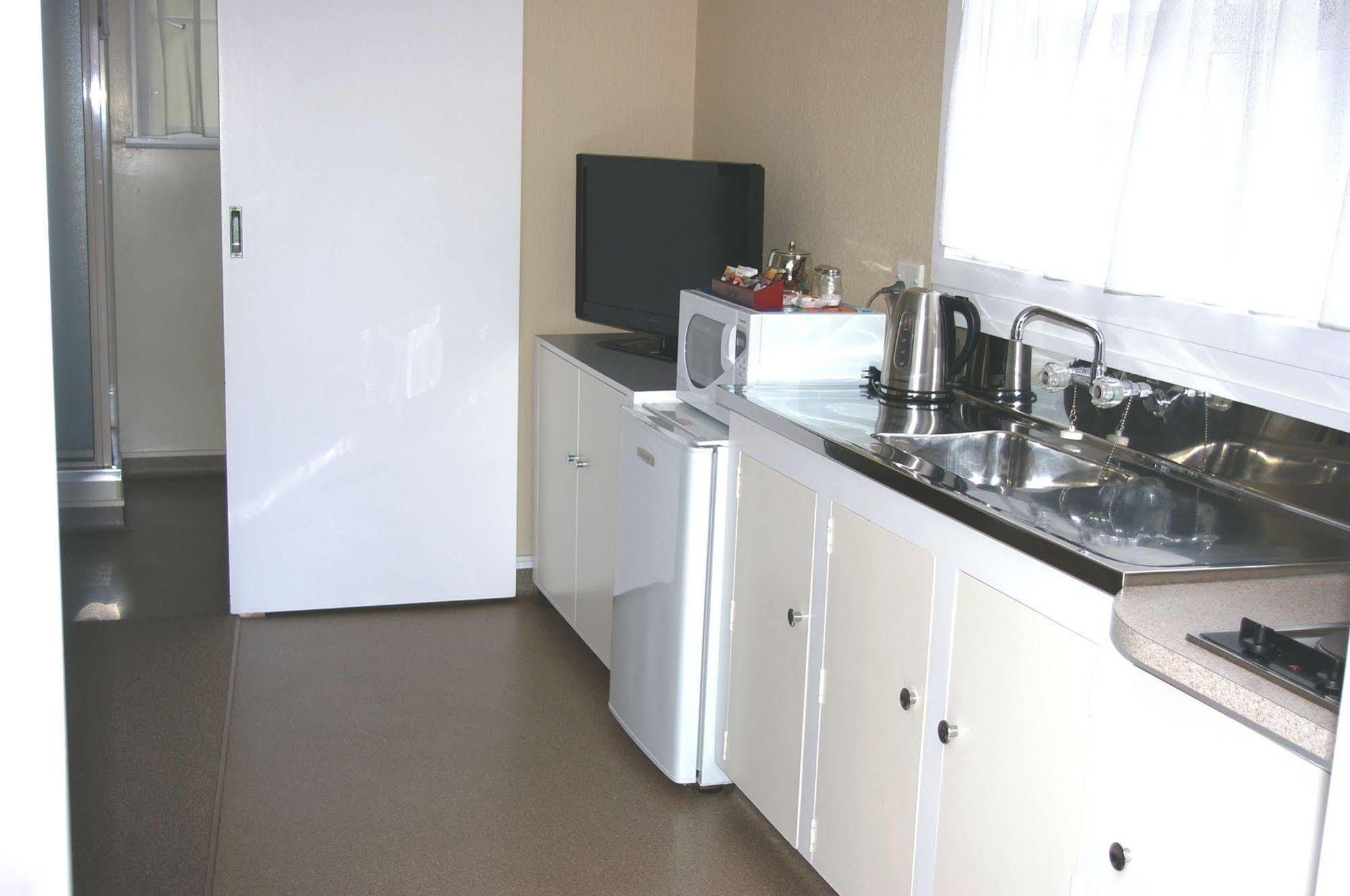 Totara Lodge Motel Левин Экстерьер фото